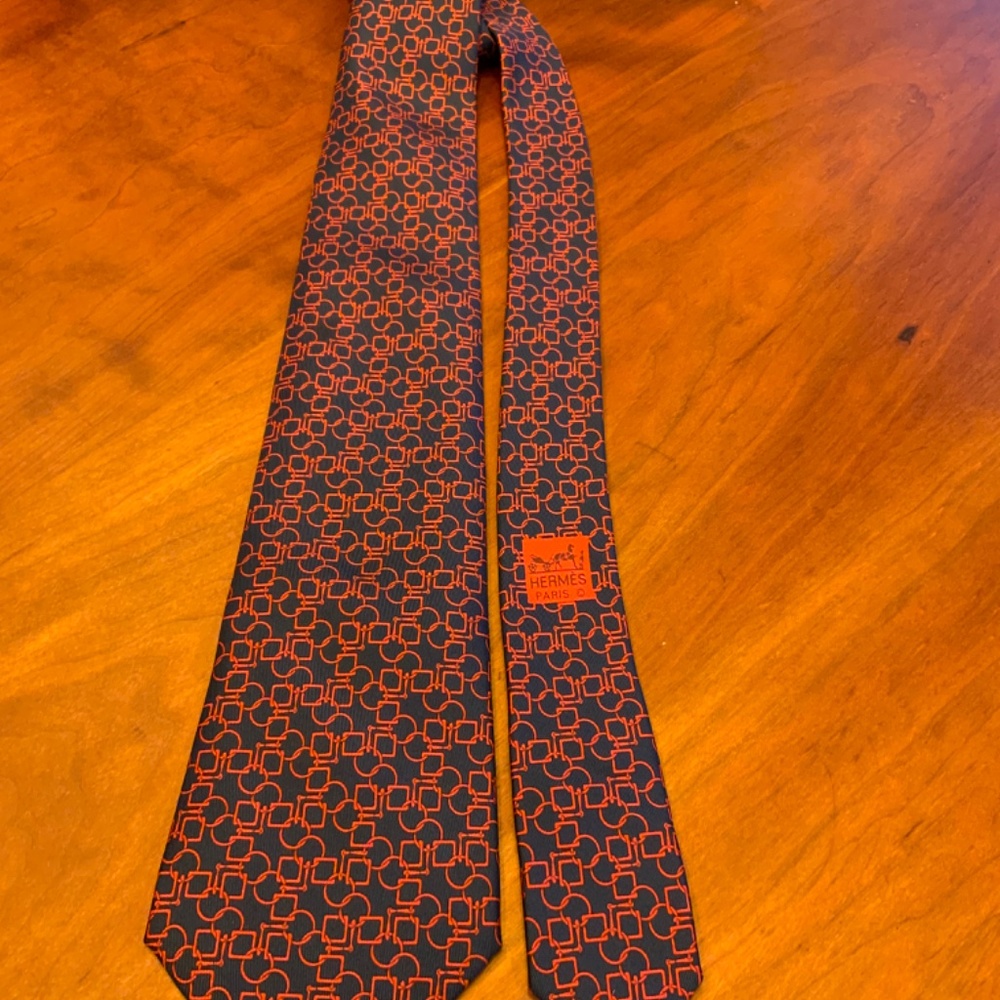Authentic Hermes Paris Silk  ties - Picture 6 of 6